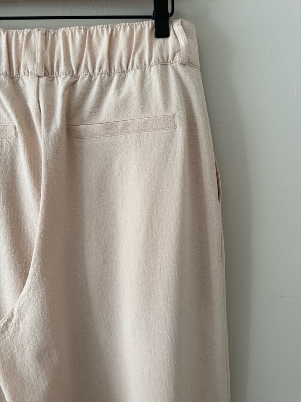Alo - High-Waist Dreamscape Trouser - Macadamia - Picture 8 of 12